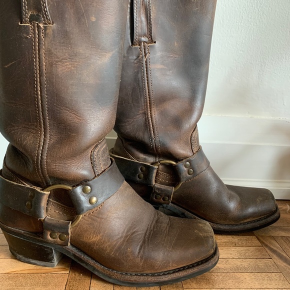 Women’s Harness 12r Frye boots size 6.5 - Picture 1 of 5